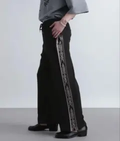 hare ワイドパンツ