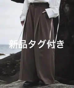 新品 VELNUSダブルタックデザイン ワイドフレアスラックス