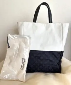Daily russet トートバッグと未開封の巾着袋の２点セットのサムネイル