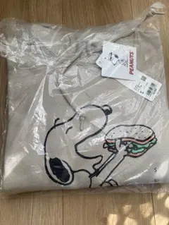 ユニクロ　ピーナッツ　スウェットパーカー　S スヌーピー