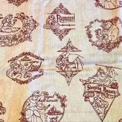 ❤︎ ディズニープリンセス ワイン色❤︎ 綿１００% ジャガード　１１０㎝×１m
