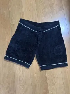 1PIU1UGUALE3 ブラックウノピゥウノウグァーレトレ ハーフパンツXLのサムネイル