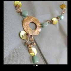 天然石と貝殻のネックレス