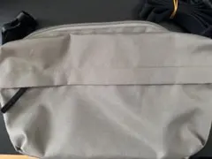 背面ポケット付きショルダーバッグ無印(ベージュ)
