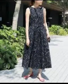 大人キュート♪スローブイエナ　ベルト付きノースリーブワンピース　フラワーモチーフ