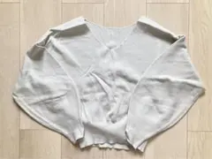 グリーン Vネック バルーンスリーブ ニット