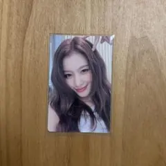 TWICE yizhiyu yzy 上海サイン会 当選者限定トレカ ミナ - メルカリ