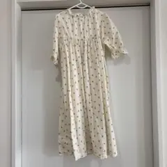 しまむら　ソフトチーズ　ワンピース