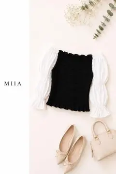 MIIA ミーア　シャーリングトップス シアースリーブ オフショル風 ブラックのサムネイル