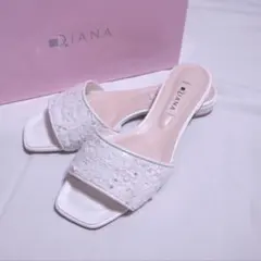 DIANA サンダルのサムネイル