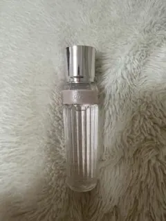 コスメデコルテ　キモノ　ユイ　香水