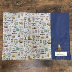 ハンドメイド　刺繍入り　ランチョンマット