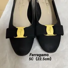 【定番】フェラガモ ヴァラ パンプス スエード生地 黒 5C(22.5cm)