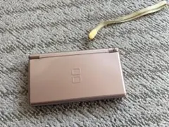 Nintendo DS Lite メタリックロゼ 本体