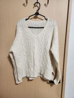 大幅値下げ！ URBAN RESEARCH DOOR　ケーブルニット