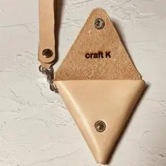 Item thumbnail for item 7681f824-73e9-48fd-8aa1-9a899027037d