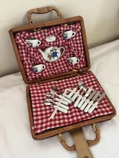 エデン社マドレーヌちゃん　ミニチュアピクニックバスケット