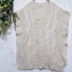 【ナイスクラップ】クリーム/Vネック/ニットベスト/レディース a1112