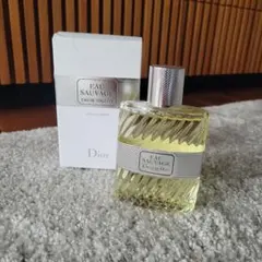 【未使用】DIOR EAU SAUVAGE オードトワレ 100mlのサムネイル
