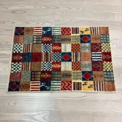 ゾランヴァリ ギャッベ 糸杉（ペイズリー）94×64cm - メルカリ