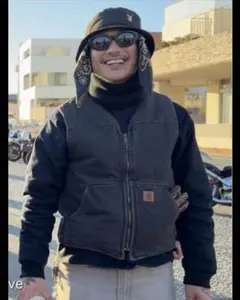 Carhartt ダック地 ベスト V19 DKB ブラウンのサムネイル