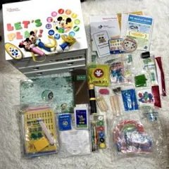 DWE ディズニー英語システム　LET’S PLAY収納棚