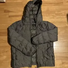 【美品】ユニクロ　グレー フード付きダウンコート
