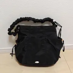 Tali ブラック ショルダーバッグ