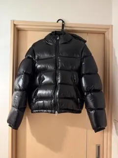 希少 NIKE ダウンジャケット エナメル 光沢 ブラック pxrge着用 希少 NIKE ナイキ ダウンジャケット エナメル 光沢 ブラック 黒 短丈 S