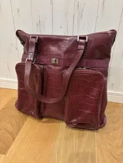 オロビアンコ 大型トート クロコ型押し 牛革 ワインレッド - メルカリ