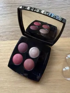 CHANEL レ キャトル オンブル 364 カンドウール エ セデュクシオン