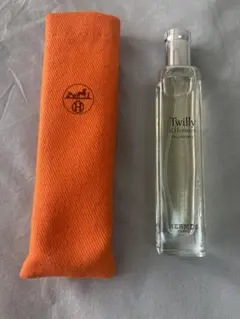 ツイリー　ドゥ　エルメス　オー　ポワヴレ　オードパルファム　香水　15ml
