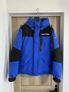 Item thumbnail for item 6dbb8506-d247-45e0-90fc-e75b821a09bc