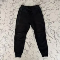 Item thumbnail for item d0f5def9-a8e1-4e0e-9a15-c7909b113b7a