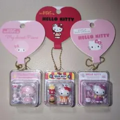 新作 sanrio サンリオ ミニチュアパッケージチャーム　キティ 2個　ピアノ