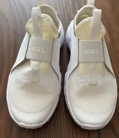 NIKE スニーカー