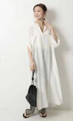 Spick & Span ワッシャーマキシボリューム ワンピース ホワイト　36のサムネイル