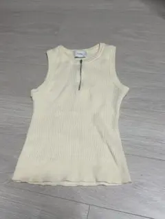 CLANE SLEEVELESS ZIP RIB KNIT TOPS 1のサムネイル
