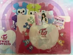TWICE LOVELYS 限定グッズ MOMO、gigo参加特典セット