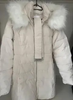 ホワイト ファー ダウンジャケット