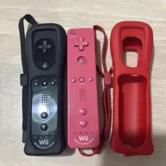 Wiiリモコン 黒 ピンク 赤カバー付き