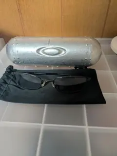 Oakley メガネケース 3個セット オークリーメガネ3個サービス - メルカリ