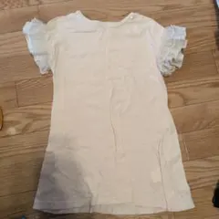 ベージュ フリル袖 ワンピース　110センチ