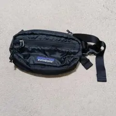 Patagonia　パタゴニア　ブラック　ボディバッグ　ショルダーバッグ　ミニ