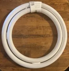 ほぼ未使用⭐︎ツインパルックプレミア—電球色、70形