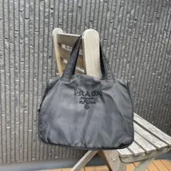 プラダ　ハンドバッグ　黒のサムネイル