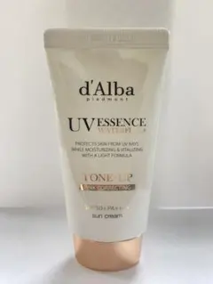 d'Alba UV ESSENCE WATERFUL 50ml ダルバ日焼けどめ