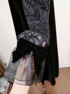 ブルーベル　ベルベット　レース袖ワンピース