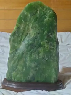 長崎翡翠 ヒスイ 水石 天然石 大サイズ 2.8kg 鑑賞石 自然石 希少 レア