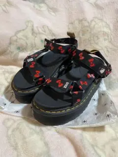 【Dr.martens Hello kitty UK5】